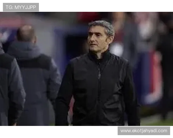 巴尔韦德跻身世界中场排名前列，表现稳健备受关注