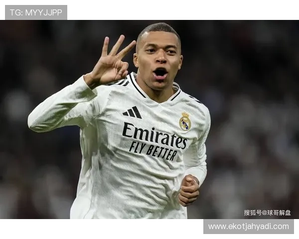 姆巴佩带不动巴黎!皇马进球,他却在球场上“散步”?反差打法暴露大巴黎球星群真正实力不足! 姆巴佩带不动巴黎!皇马进球,他却在球场上“散步”?反差打法暴露大巴黎球星群真正实力不足!